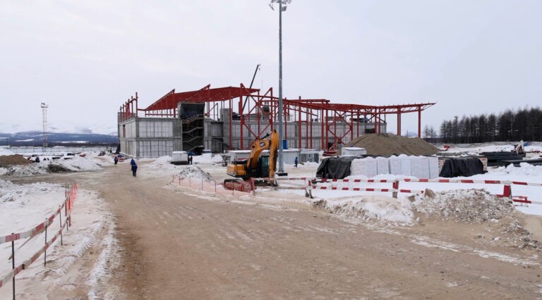 Здание будущего аэровокзала Магадана приобрело очертания