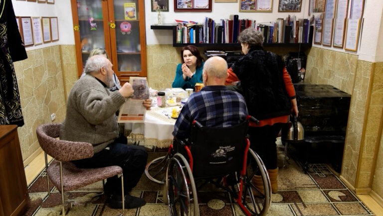 Доверенное лицо Наталья Таруц посетила организацию инвалидов
