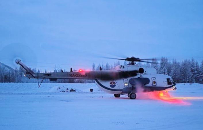 Летчики "Авиации Колымы" проводят уникальную спасательную операцию