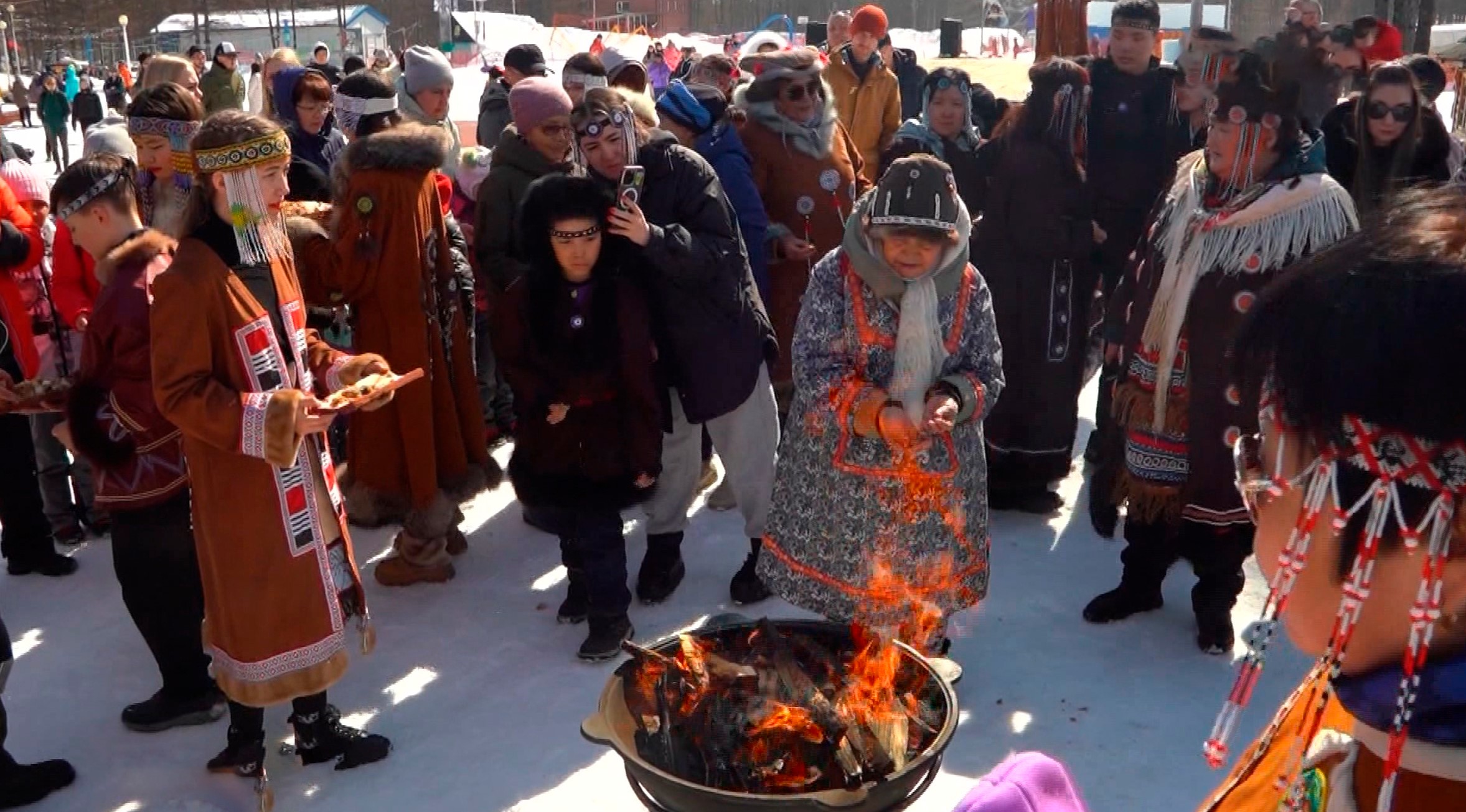 Родовые общины северных народов Магаданской области встретили "Мут Омэтту"