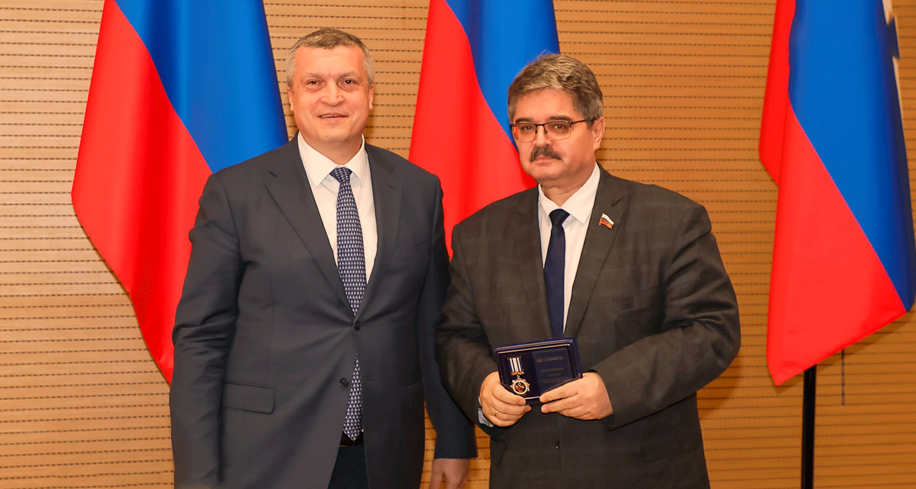 Сенатор Анатолий Широков награжден знаком “За заслуги в развитии Дальнего Востока”