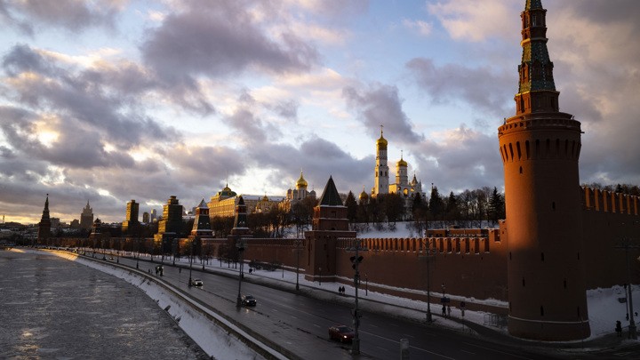 Вести.ру: Кремль высказался о происходящем в Армении, Грузии и на Украине